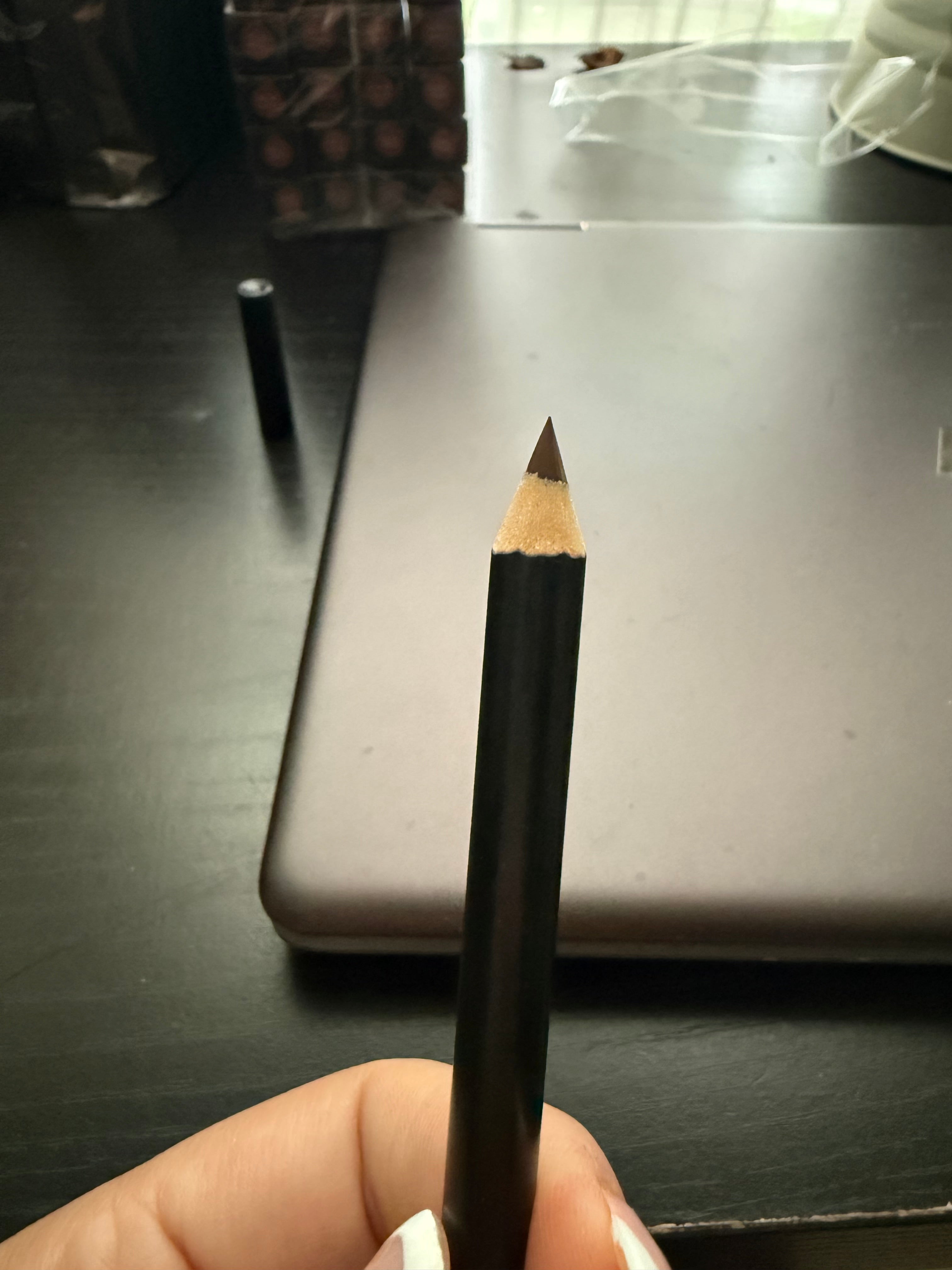 NICE Lip Liner