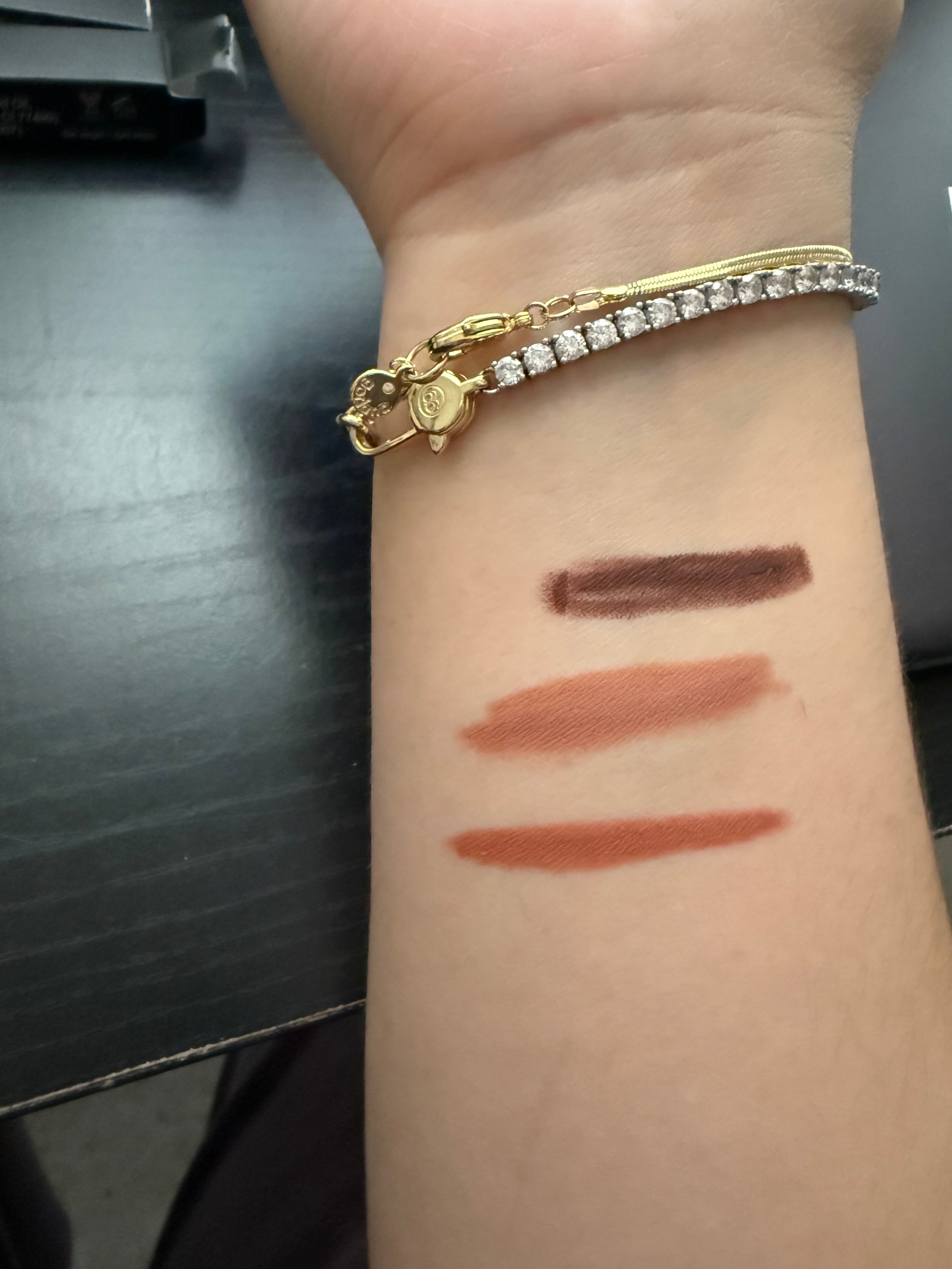 NICE Lip Liner